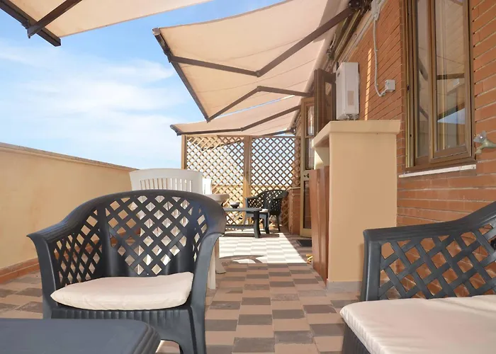 Medical Le Terrazze Casa G Pischedda Attico Vista Mare ゲストハウス サッサリ